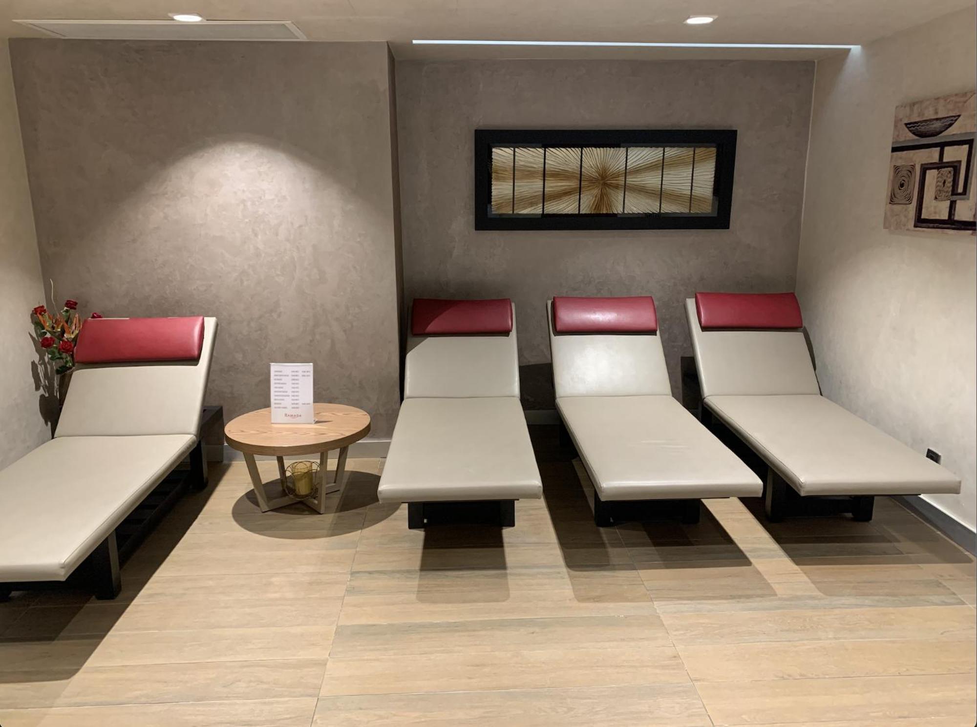 Hotel Ramada By Wyndham Gemli̇K Gemlik Esterno foto